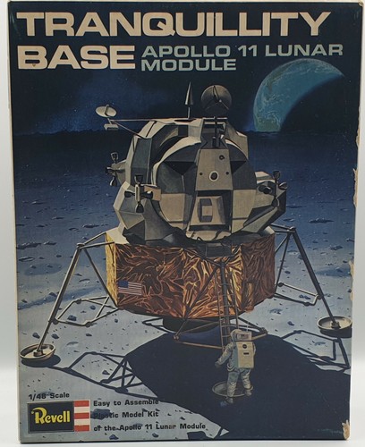 Space tranquility base - space:,