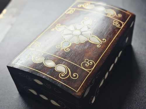 Handgefertigte schmuckbox aus - handgefertigte,