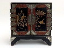 Lackkästchen JAPAN um 1900 Modellkommode ANTIK Vögel Blumen Schubladen Holz Gold