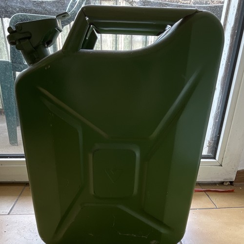 Bundeswehr benzinkanister 20l - bundeswehr,