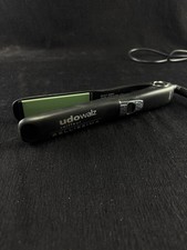 Schönes Glätteisen von Udo Walz Coiffeur Bellissma 200 Grad