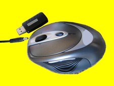 Gamer LASER Funk Maus/ 3200 dpi /5m Funkstrecke/USB /5TASTEN GAMERMAUS