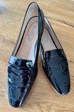 Original Tod‘s Flache Loafers Slippers, Schwarzes Lackleder, Gr. 39,5