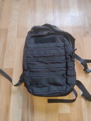 Tasmanian tiger essential pack - tasmanian,