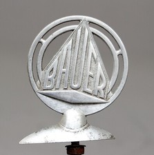 Alte Schutzblechfigur Emblem