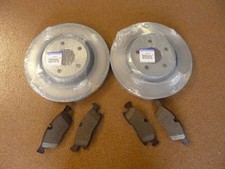 Bremsscheiben + Bremsklötze