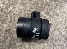 Luftmassenmesser AUDI A3 S3 A4 TT 8N VW Golf 1.8T LMM 06A906461E