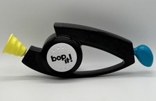 Bop-it! Hasbro Reaktionsspiel