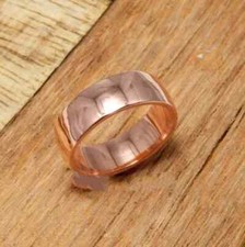 Massives hochpoliertes