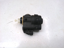 Renault Laguna II Typ BG0/1  Bj. 2006  Stellmotor Scheinwerfer 8200261818B Valeo