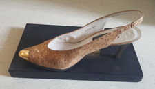 NEUw ♥ STUART WEIZMAN Kork