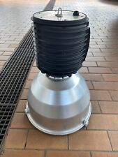 Hallen Leuchte mit HQL-Birne E 40, Deckenleuchte, Messehalle, Werkstattleuchte.