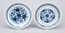 2 China Teller blauweiß