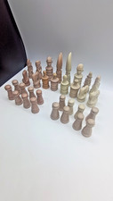 ♟ 32 geschnitzte