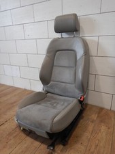 Sitz Audi A3 8P Sportback vorne rechts schwarz teil-Leder grau