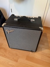 FENDER RUMBLE 40 V3 230V