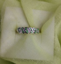 Tsavorit (Grüner Granat)