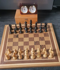 Schachspiel mit Schachuhr APF Rolland Holz 42 cm groß Holzfiguren Spiel
