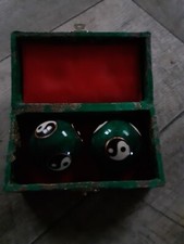 Klangkugeln Qi Gong Meditation in Brokatbox Ying/Yang, Neuwertig