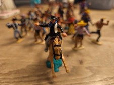 Timpo Toys Wildwest Cowboys  Indianer Reiter Figuren Konvolut