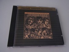 Jethro Tull  /  Stand Up