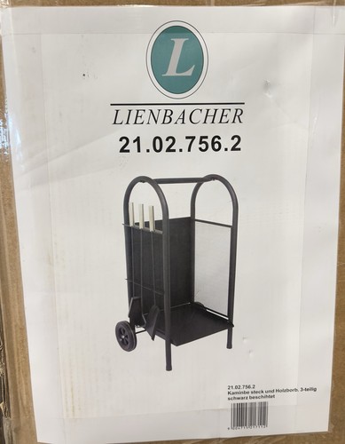 Holzwagen mit kaminbesteck - holzwagen,