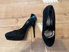 High Heels  Gr. 40 Pumps Table