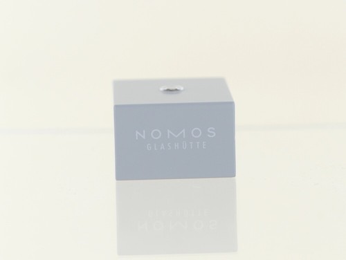 Nomos glashütte uhrenhalter - glashütte,