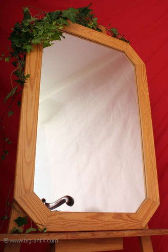Schöner großer wandspiegel - großer,
