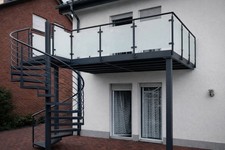 Balkon mit Spindeltreppe