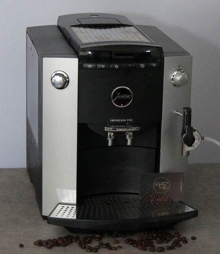 Jura f50 kaffeevollautomat - ~~,