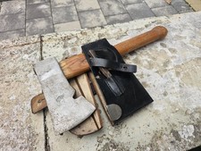 Altes beil axt - beil,