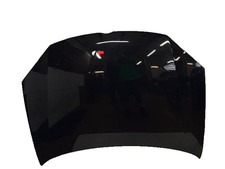 VW Golf 5         Motorhaube