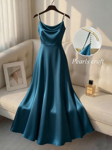 Elegantes linien damenkleid - linien,