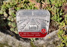 OLDTIMER EMAILLE AUTOMOBIL AUTO ABZEICHEN # MERCEDES BENZ 190SL CLUB KARLSRUH...