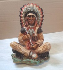 Indianerfigur sitzend mit - indianerfigur, sitzend,