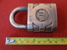 Großes Bronze/Messing YALE