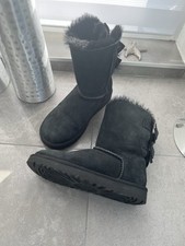UGG Lammfell Stiefel schwarz 36 mit Schleifen