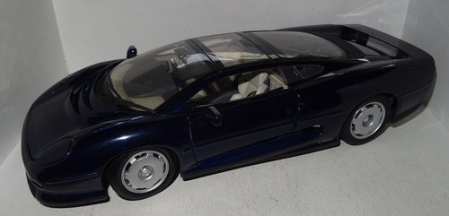 Maisto jaguar 220 - jaguar,