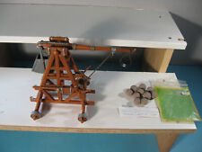 Elastolin 7 cm Steinschleuder Blide und 10 Wurfkugeln guter Zustand