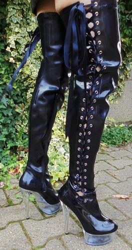 Schwarze lackoverkneesstiefel - schwarze,