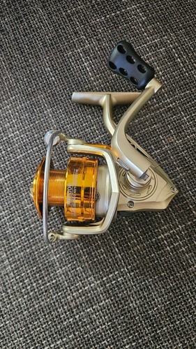 Neu angelrolle spinning - neu!,