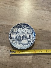 Delfter Teller, der von Boch Teller