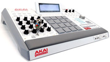 Akai MPC Renaissance Beat Production Maschine +Top Zustand + OVP+ 1.5J Garantie