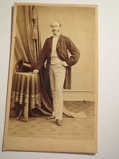 Köln - Mann im Anzug - Zylinder - Kulisse - ca. 1860er / CDV