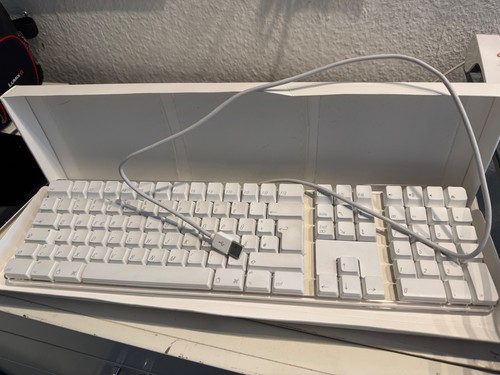 Apple keyboard a1048 qwertz - a1048,