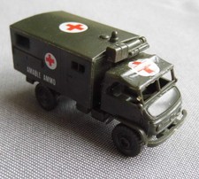 Mercedes Unimog S404 1,5t mit Kofferaufbau, Sanka  - von RMM Roskopf  1:87