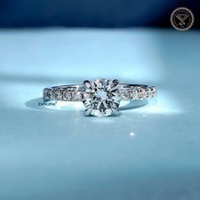 Lab Grown Diamond Engagement