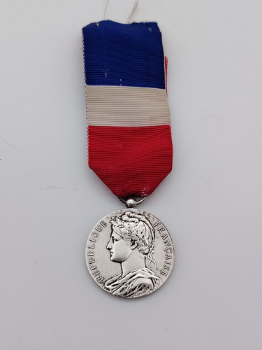 Medaille ehre und - medaille,
