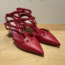 VALENTINO GARAVANI Pumps